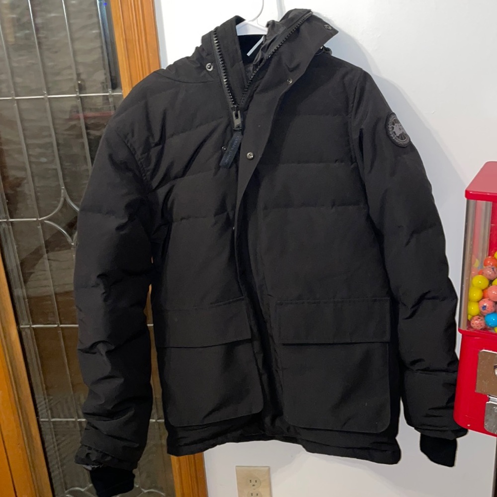 Wedgemount Parka Black Label